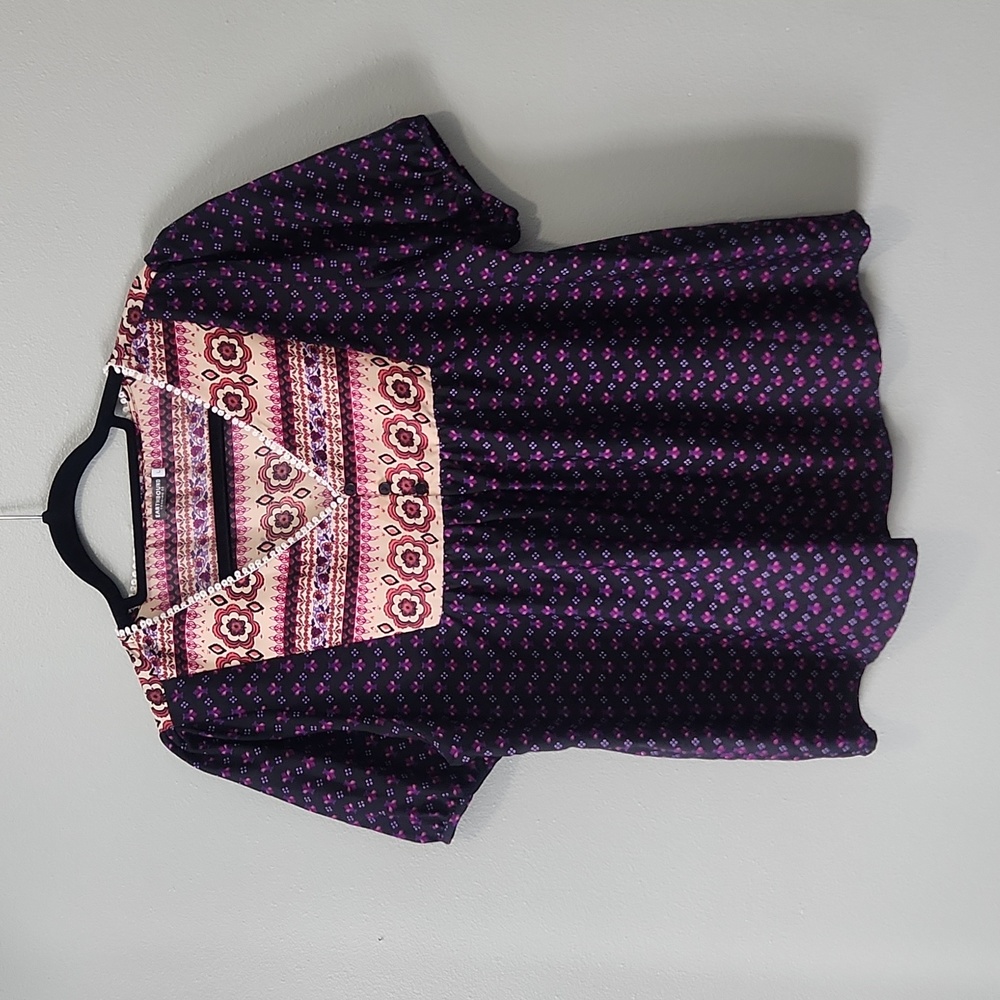 Earthbound Trading Co Large Flowy Shirt